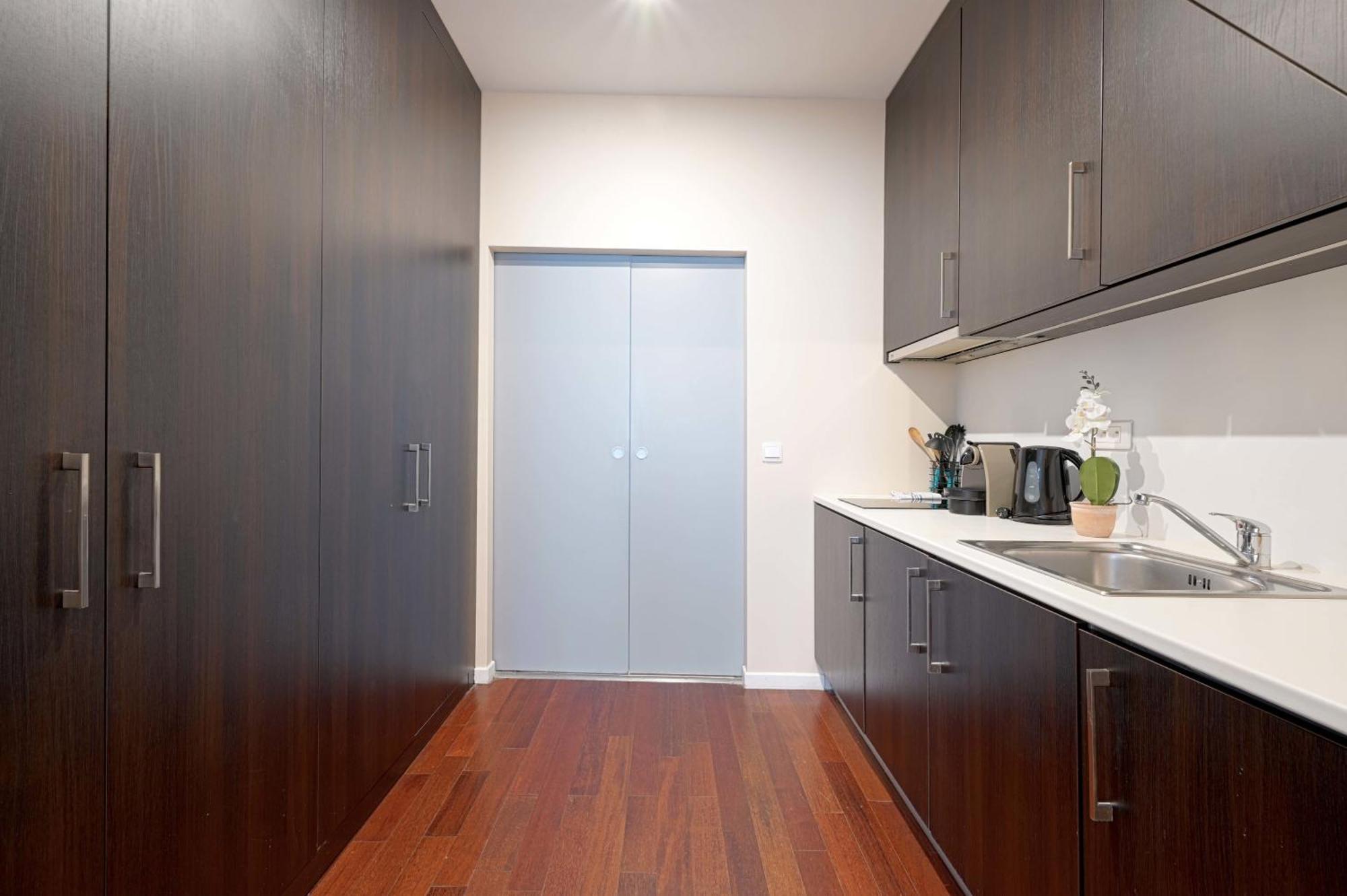 Large Modern Studio Close To The Eiffel Tower And Paris Highlights Apartment Bagian luar foto